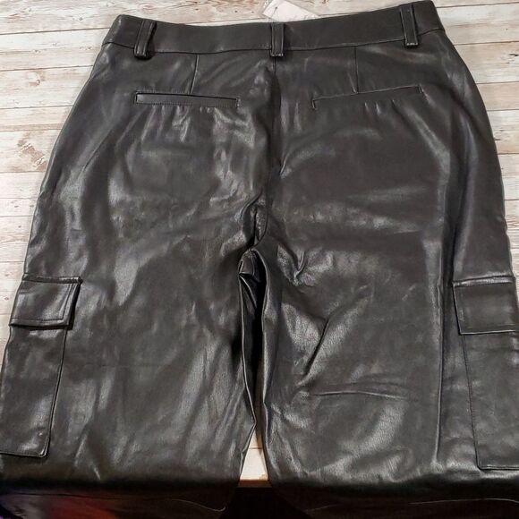 NEW‎ NWT Women's Apt. 9® + Cara Santana Faux Leather Cargo Pants Size 14 - Picture 7 of 11